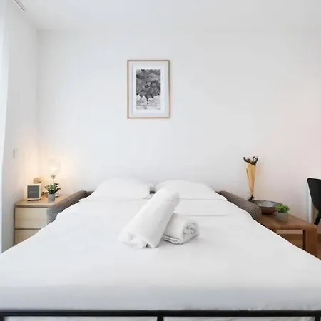 アパート Brand New In Center- Cd7 ルクセンブルク