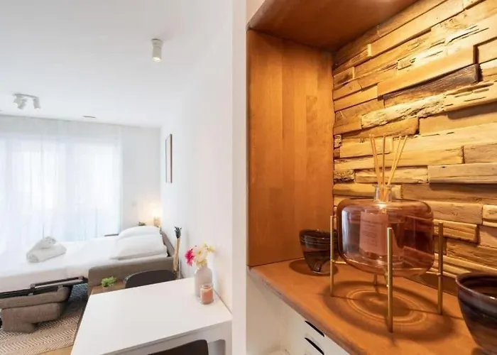 Brand New In Center- Cd7 アパート ルクセンブルク